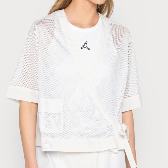 Jordan LIFESTYLE - Blouse NWT - Picture 2 of 14